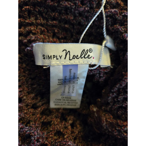 Simply Noelle Burgundy Crochet Poncho NWT  One Size - Picture 9 of 9